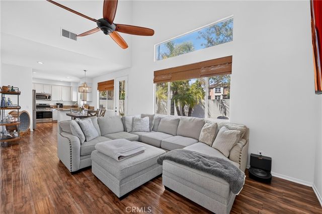21 Calle Del Mar, Rancho Santa Margarita, CA 92688