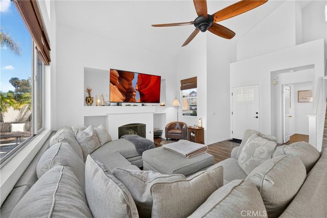 21 Calle Del Mar, Rancho Santa Margarita, CA 92688