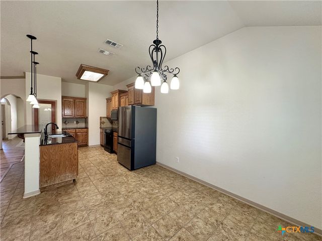 700 Brooklyn Kay Drive, Killeen, TX 76542