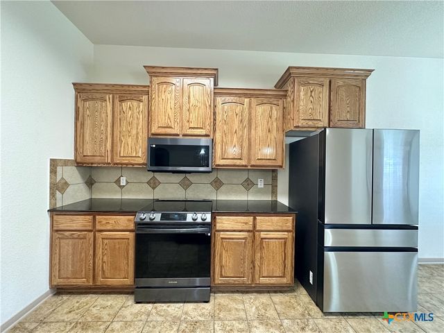 700 Brooklyn Kay Drive, Killeen, TX 76542