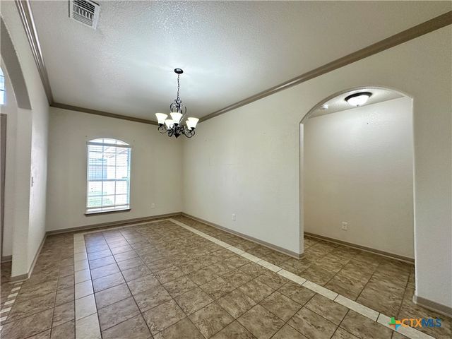 700 Brooklyn Kay Drive, Killeen, TX 76542