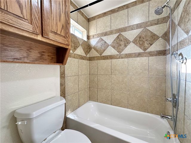 700 Brooklyn Kay Drive, Killeen, TX 76542
