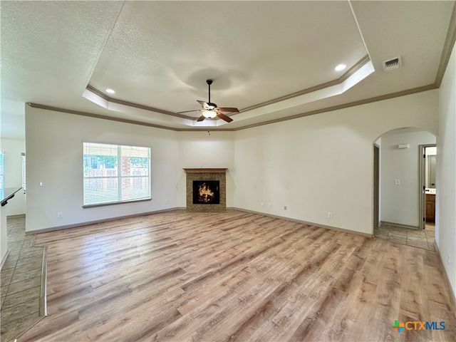 700 Brooklyn Kay Drive, Killeen, TX 76542