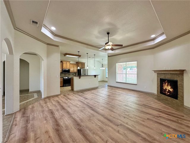 700 Brooklyn Kay Drive, Killeen, TX 76542