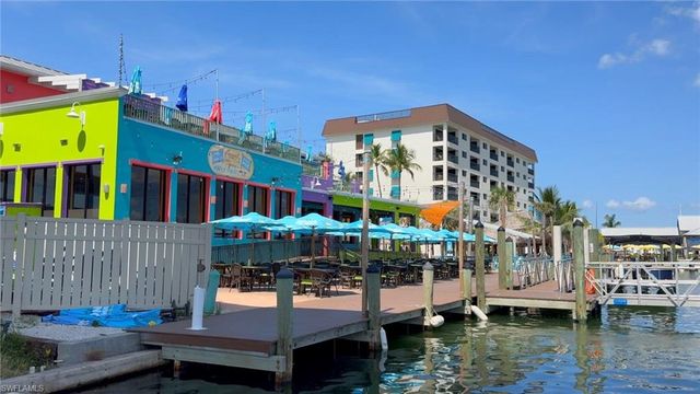 645 Matanzas CT, Fort Myers Beach, FL 33931