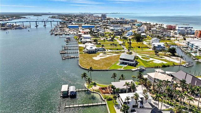 645 Matanzas CT, Fort Myers Beach, FL 33931