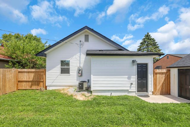 1181 Minnesota Avenue, Columbus, OH 43211