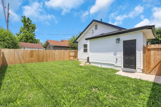 1181 Minnesota Avenue, Columbus, OH 43211