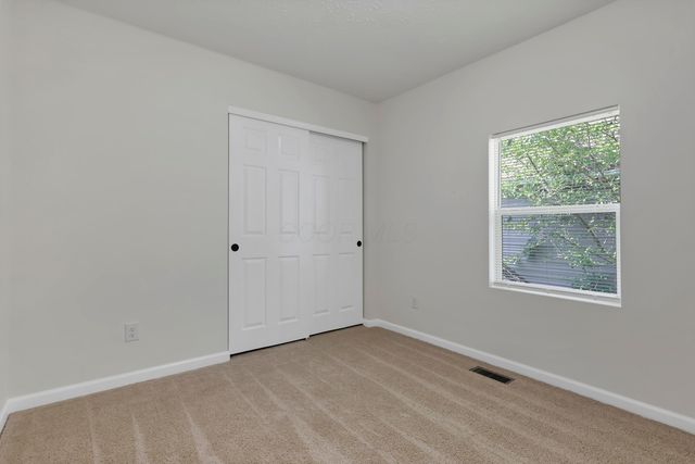 1181 Minnesota Avenue, Columbus, OH 43211