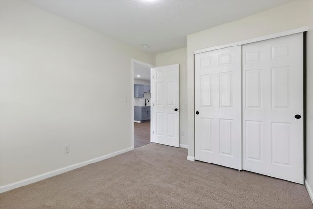 1181 Minnesota Avenue, Columbus, OH 43211