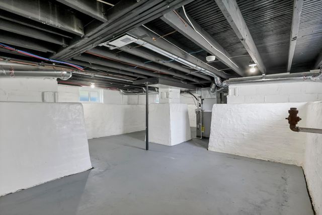 1181 Minnesota Avenue, Columbus, OH 43211