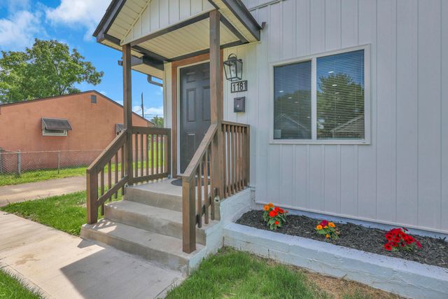 1181 Minnesota Avenue, Columbus, OH 43211