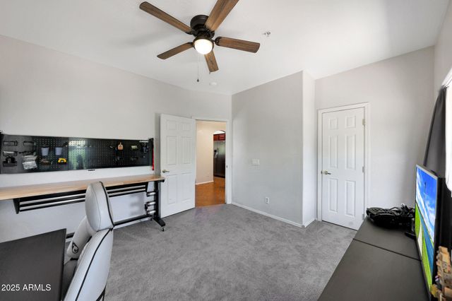 2950 W LOUISE Drive 207, Phoenix, AZ 85027