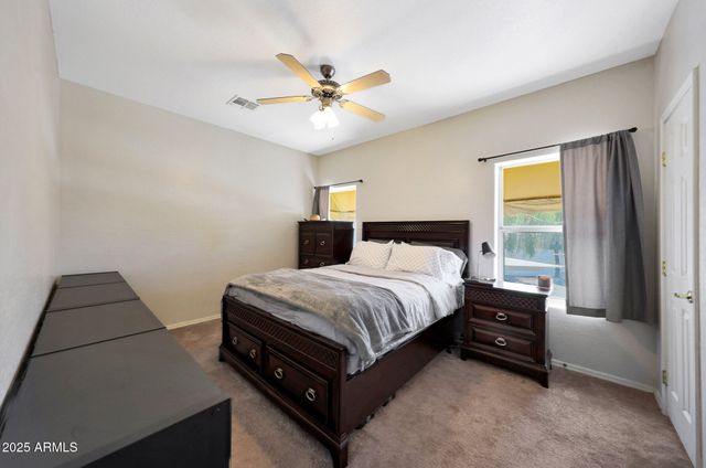 2950 W LOUISE Drive 207, Phoenix, AZ 85027