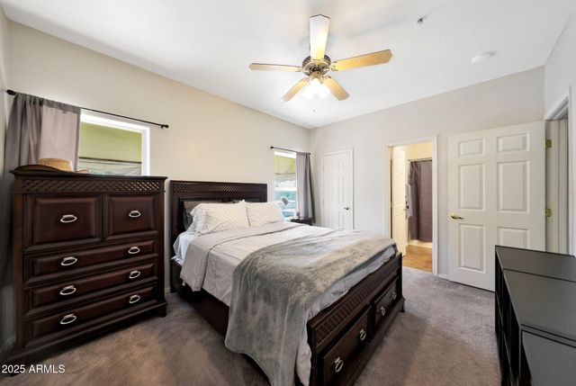 2950 W LOUISE Drive 207, Phoenix, AZ 85027