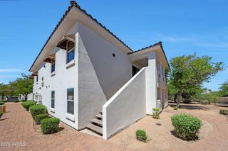 2950 W LOUISE Drive 207, Phoenix, AZ 85027