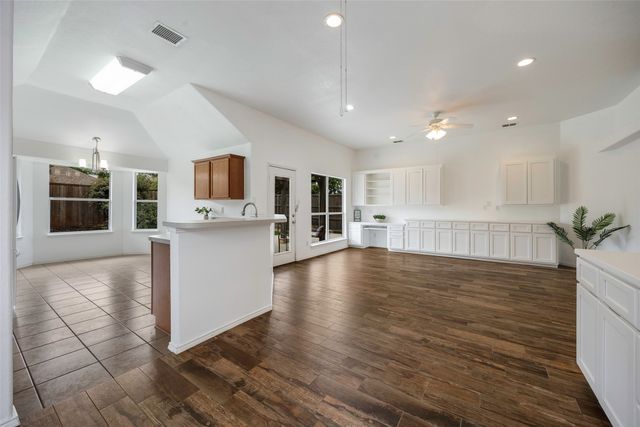 9201 Norfolk Lane, Mckinney, TX 75071