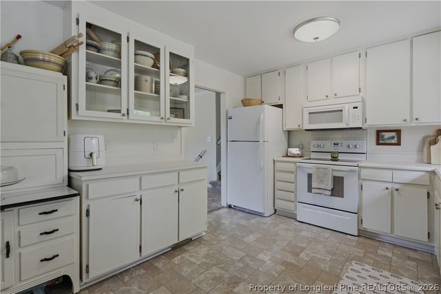 2929 Skycrest Drive, Fayetteville, NC 28304