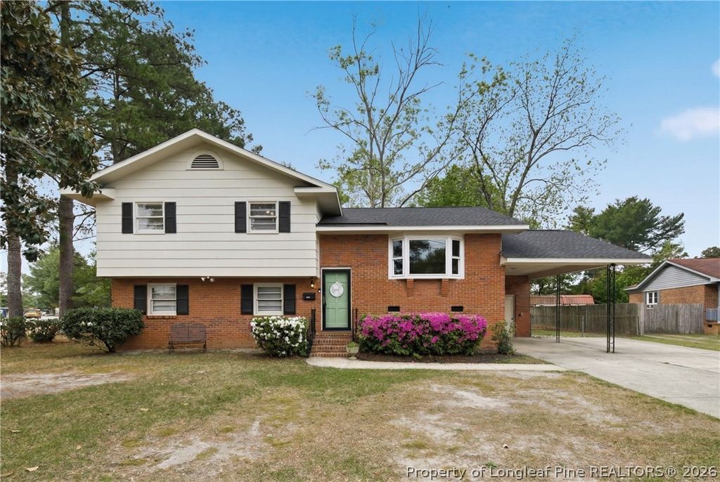 2929 Skycrest Drive, Fayetteville, NC 28304