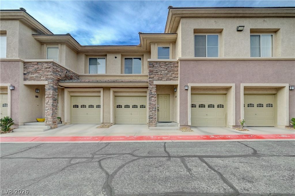 673 Peachy Canyon Circle 203, Las Vegas, NV 89144