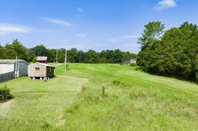 330 Griffintown Rd, Sparta, TN 38583