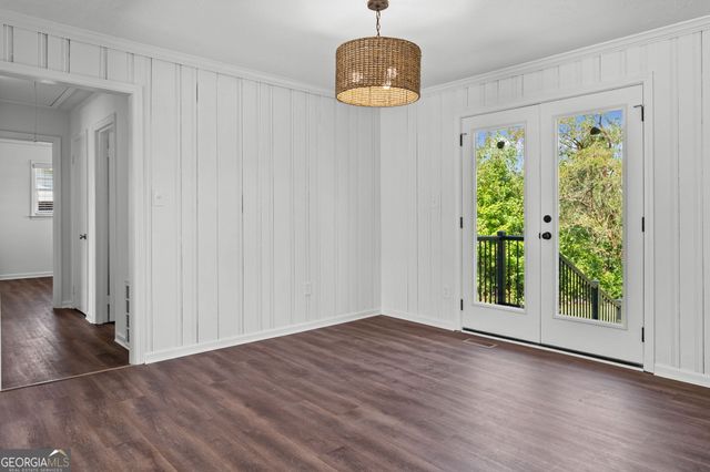 215 LaGrange Street, Newnan, GA 30263