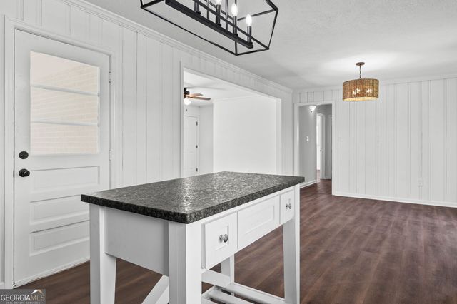 215 LaGrange Street, Newnan, GA 30263