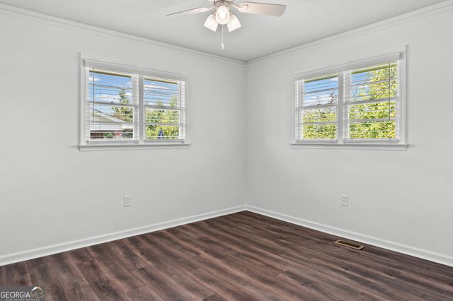 215 LaGrange Street, Newnan, GA 30263