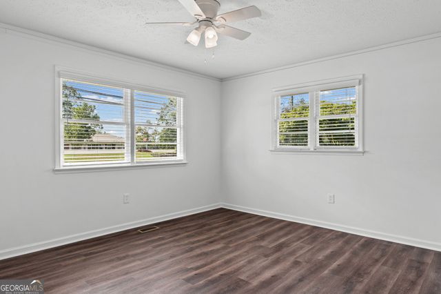 215 LaGrange Street, Newnan, GA 30263