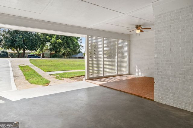 215 LaGrange Street, Newnan, GA 30263