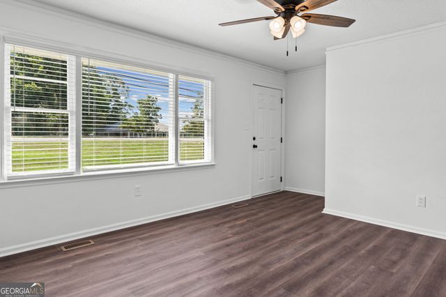 215 LaGrange Street, Newnan, GA 30263