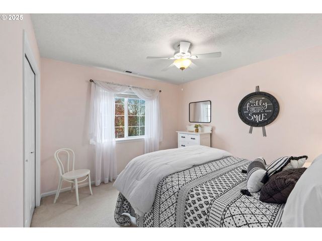 2775 FOXHAVEN Dr Se, Salem, OR 97306