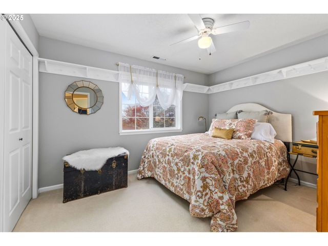 2775 FOXHAVEN Dr Se, Salem, OR 97306