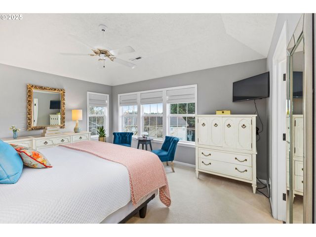 2775 FOXHAVEN Dr Se, Salem, OR 97306