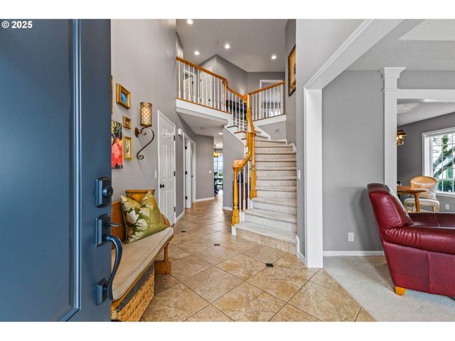 2775 FOXHAVEN Dr Se, Salem, OR 97306