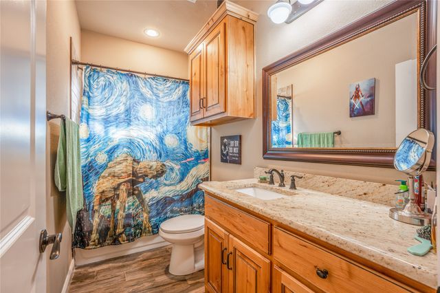 8825 Sundance Place Court, Granbury, TX 76049