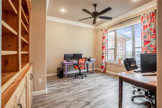 8825 Sundance Place Court, Granbury, TX 76049