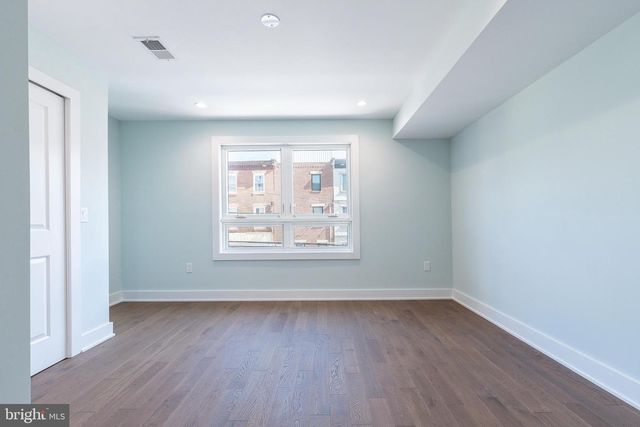 2202 E HUNTINGDON ST, Philadelphia, PA 19125