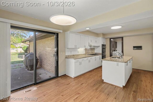23433 Riverview Drive, Southfield, MI 48034