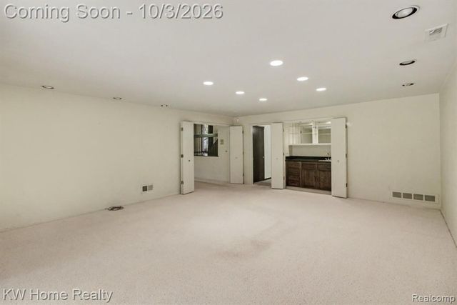 23433 Riverview Drive, Southfield, MI 48034