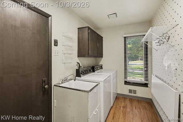 23433 Riverview Drive, Southfield, MI 48034