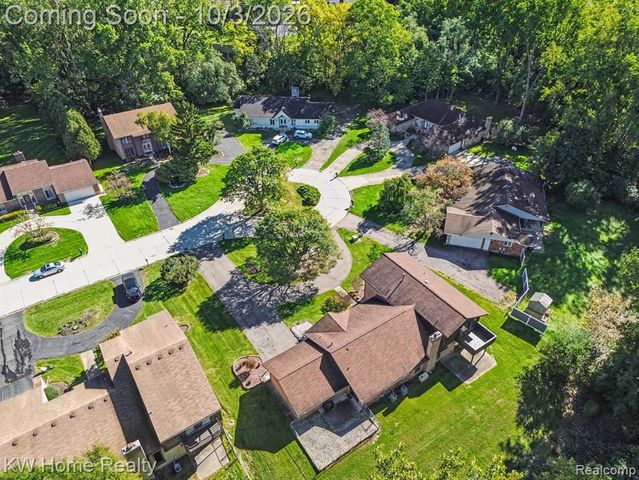23433 Riverview Drive, Southfield, MI 48034