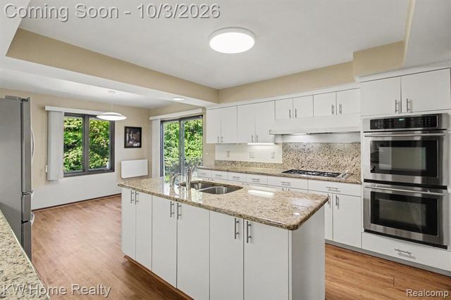 23433 Riverview Drive, Southfield, MI 48034
