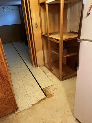 8214 32nd Place N, Crystal, MN 55427