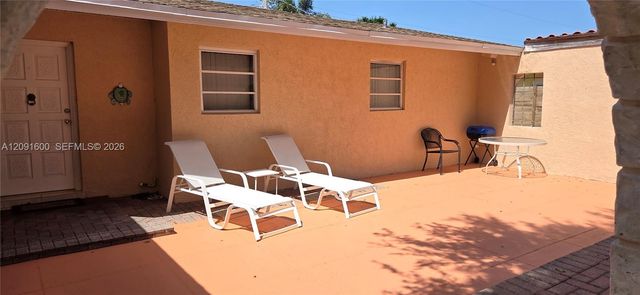 2359 N Wallen Drive, Palm Beach Gardens, FL 33410
