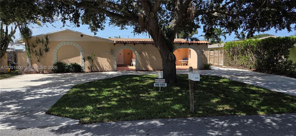 2359 N Wallen Drive, Palm Beach Gardens, FL 33410