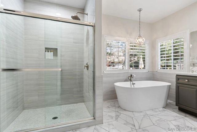 1696 Gil Way, Vista, CA 92084