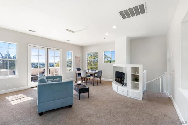 1696 Gil Way, Vista, CA 92084