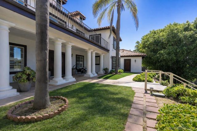 1696 Gil Way, Vista, CA 92084