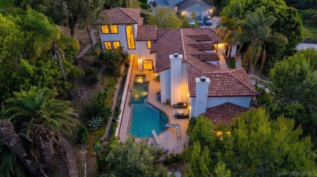 1696 Gil Way, Vista, CA 92084